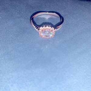 Ross gold size 7 Engagement/classy ring